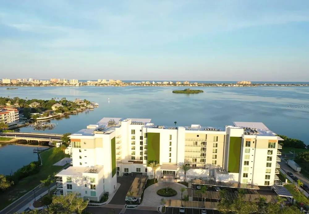 1020 SUNSET POINT ROAD #512 Clearwater, FL 33755