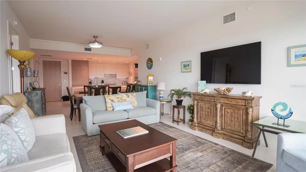 1020 SUNSET POINT ROAD #512 Clearwater, FL 33755