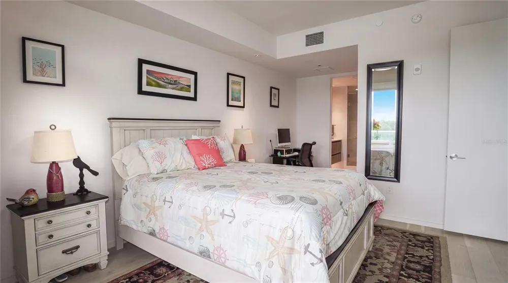 1020 SUNSET POINT ROAD #512 Clearwater, FL 33755