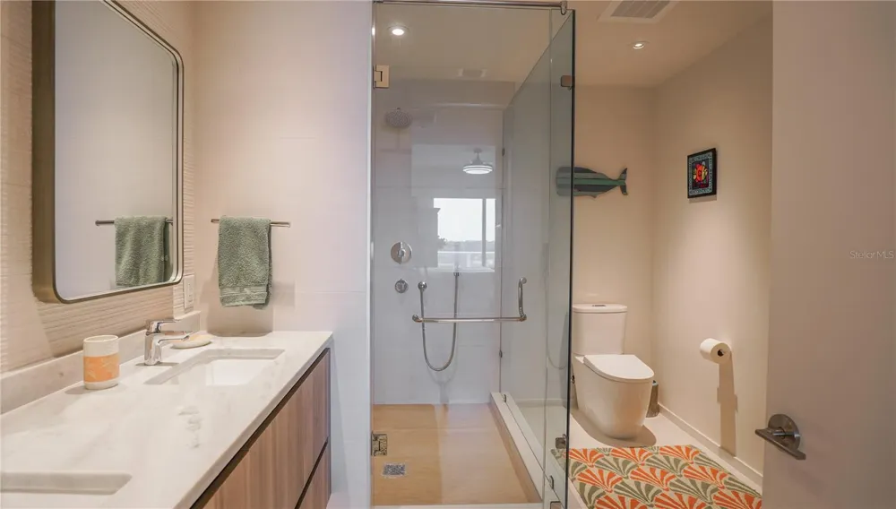 1020 SUNSET POINT ROAD #512 Clearwater, FL 33755