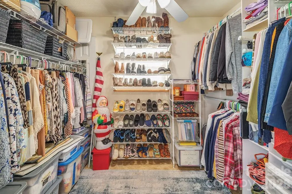 20 Strollers Lane Waynesville, NC 28785