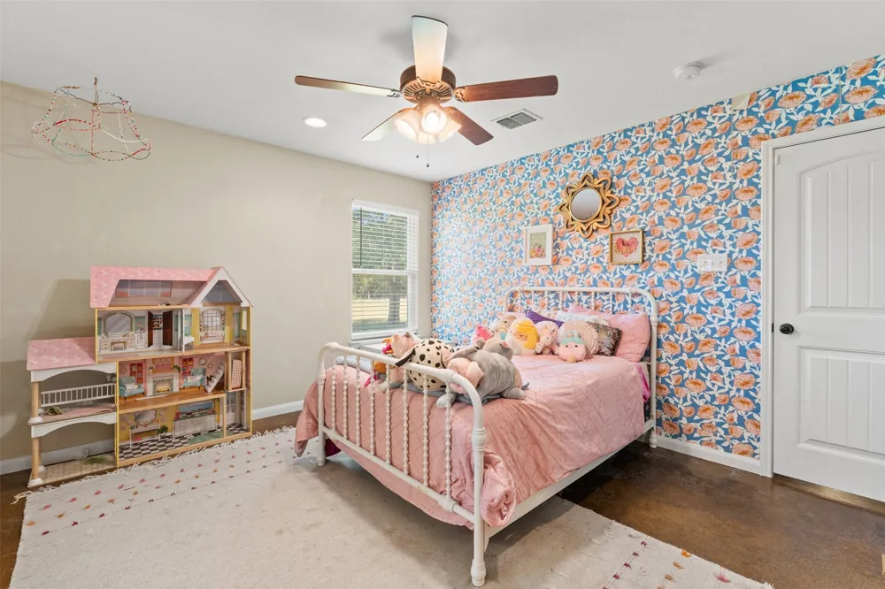638 County Road 337 Rosebud, TX 76570