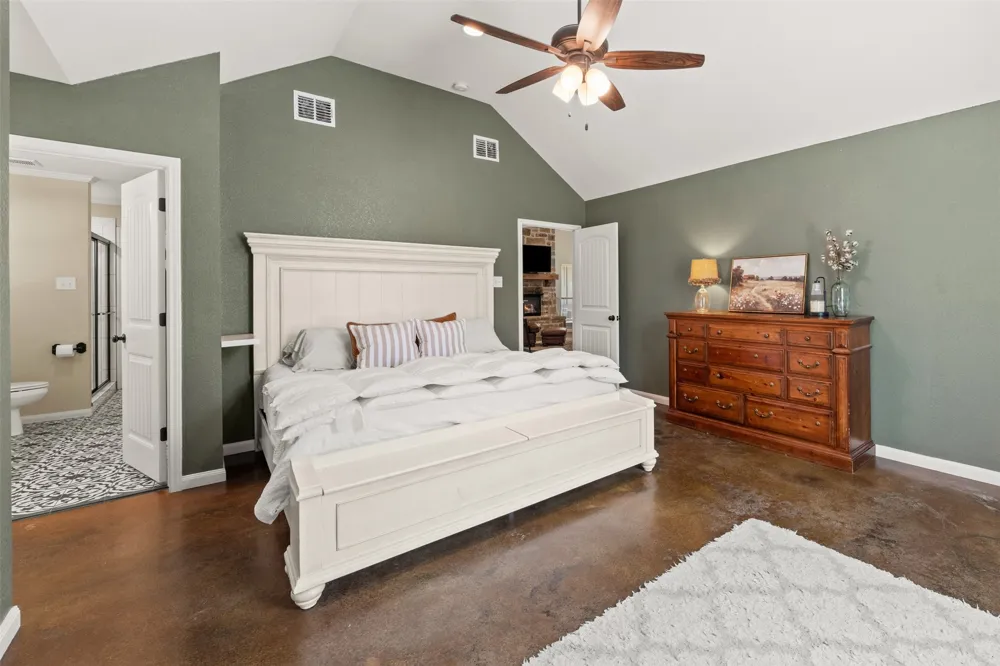 638 County Road 337 Rosebud, TX 76570