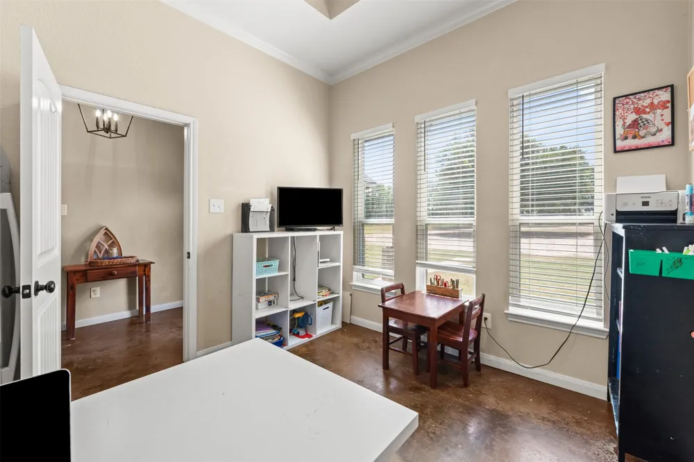 638 County Road 337 Rosebud, TX 76570