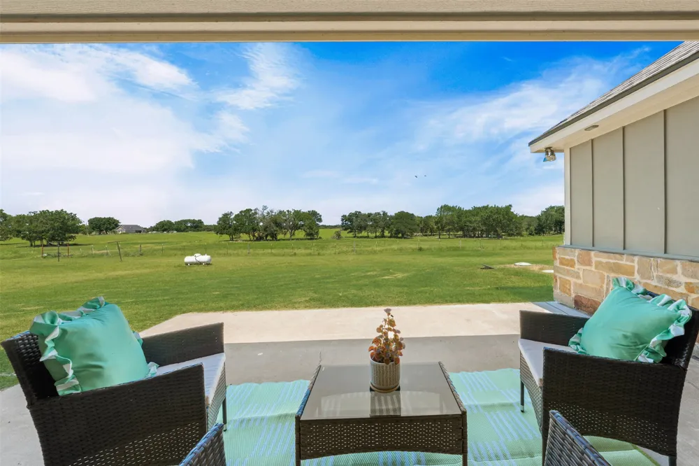 638 County Road 337 Rosebud, TX 76570