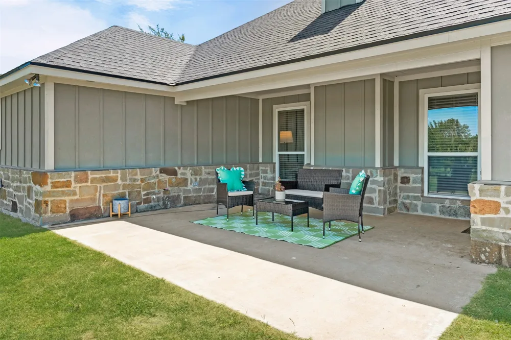 638 County Road 337 Rosebud, TX 76570