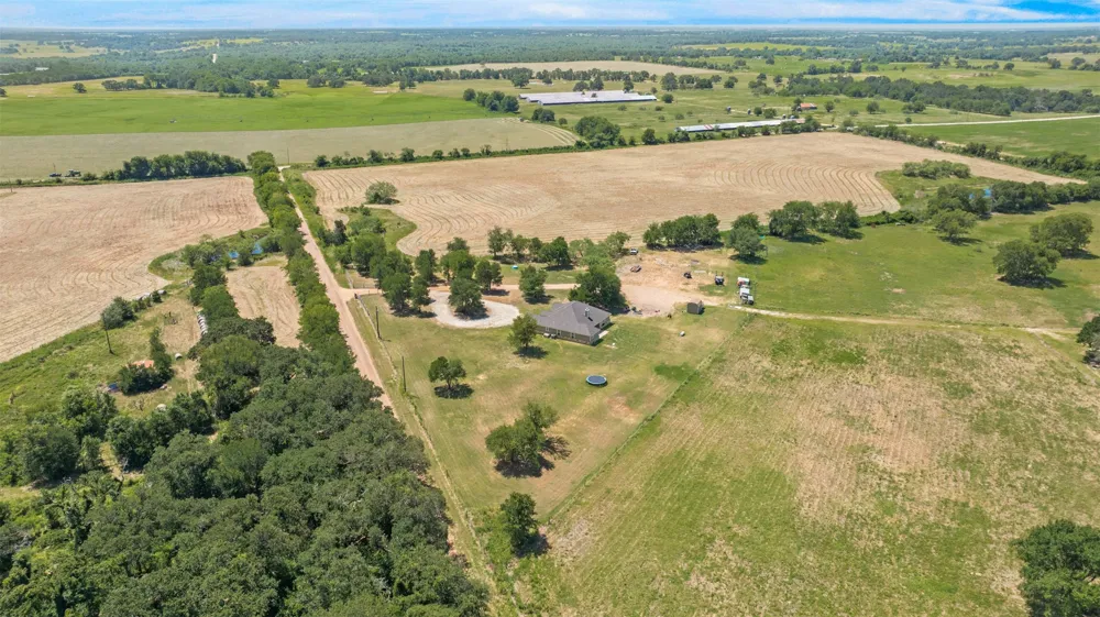 638 County Road 337 Rosebud, TX 76570