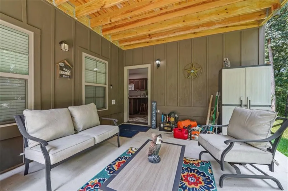 88 Old Vineyard Way Cleveland, GA 30528