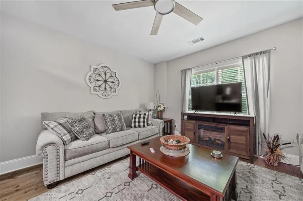 88 Old Vineyard Way Cleveland, GA 30528