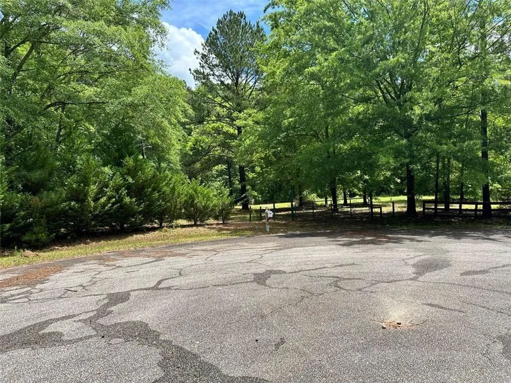 234 Vaughn Circle Griffin, GA 30223