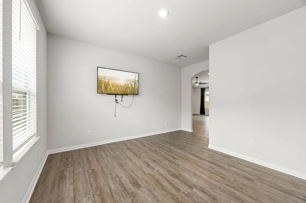 11323 Cora Lane Willis, TX 77318