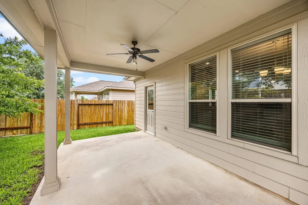 11323 Cora Lane Willis, TX 77318