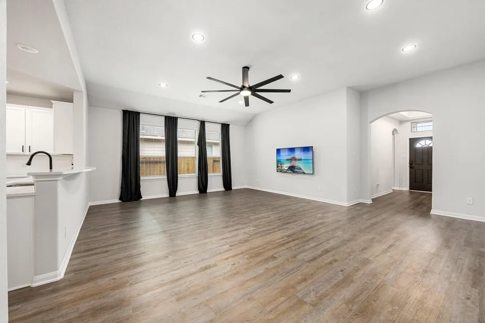 11323 Cora Lane Willis, TX 77318