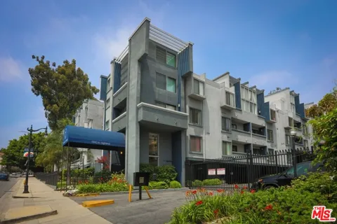 1940 Highland Avenue