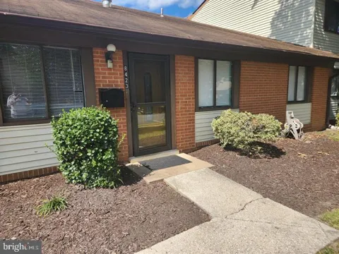 8423 JINETES COURT #193