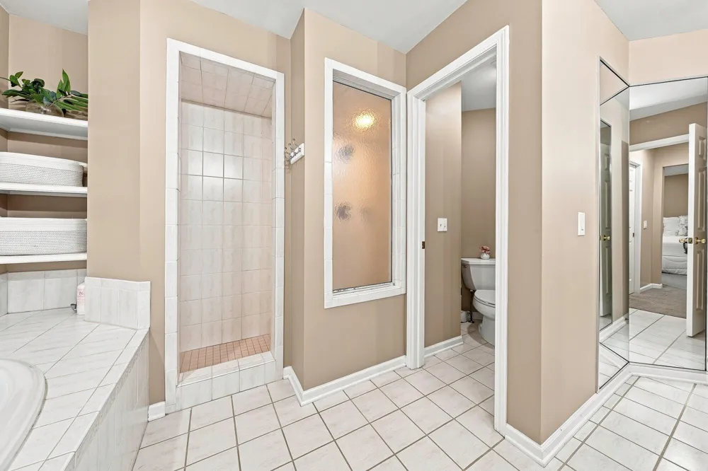6418 Whitney Woods Richland, MI 49083