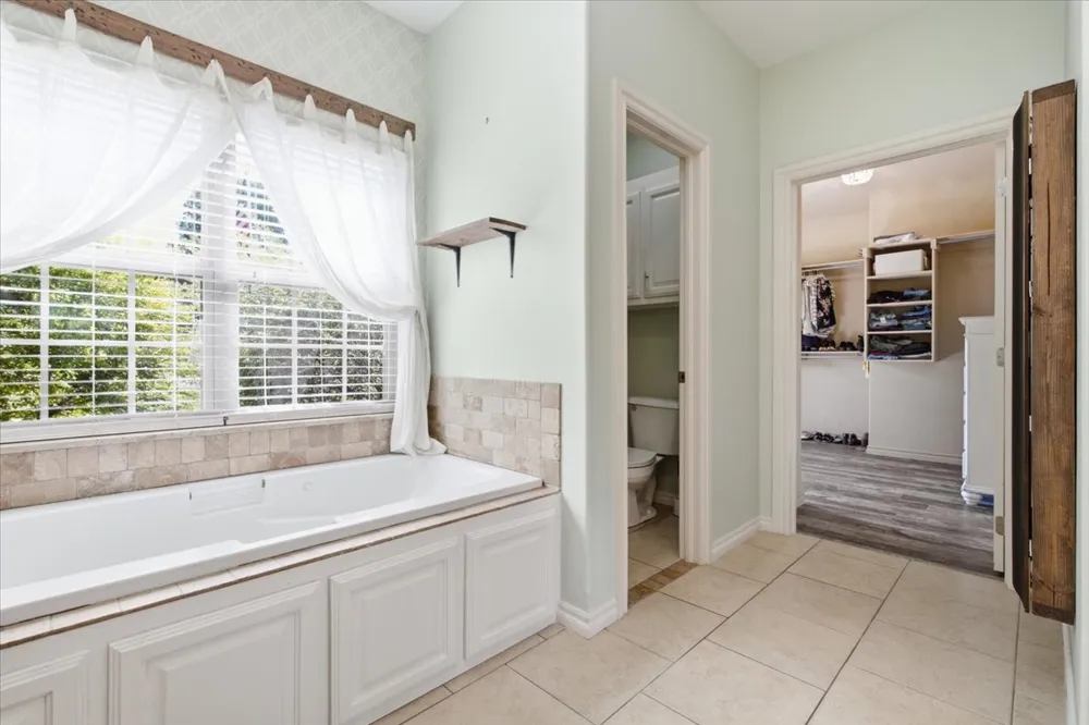 429 Winter Rose Ada, OK 74820