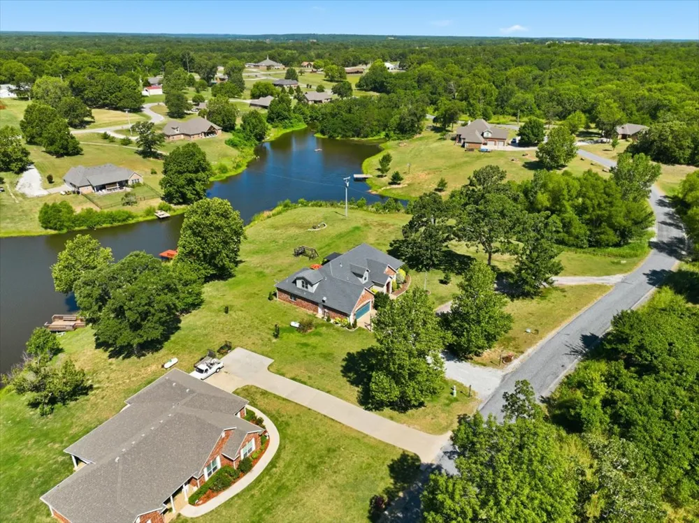 429 Winter Rose Ada, OK 74820