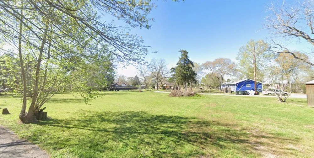 202 Dawson Street Sealy, TX 77474