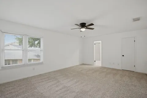 66 T Huxley Lane