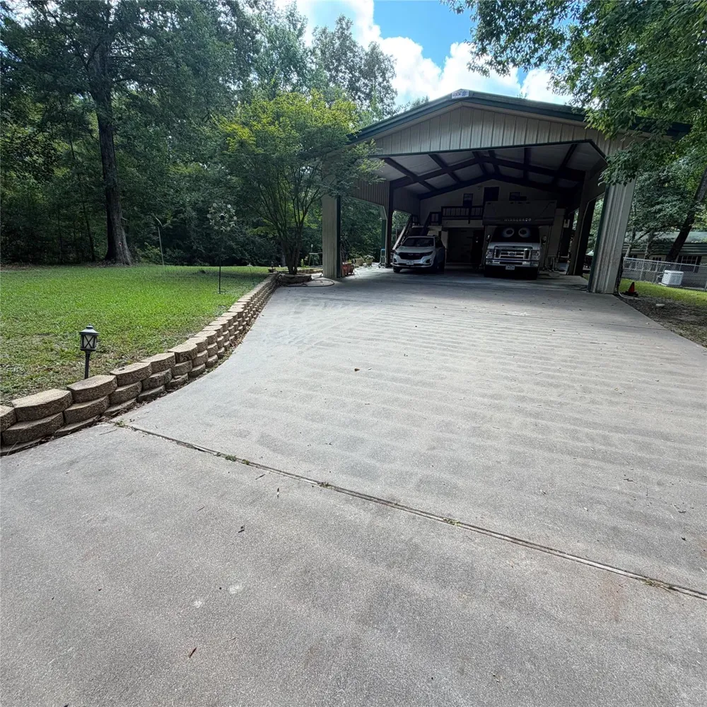 149 S Dove Livingston, TX 77351