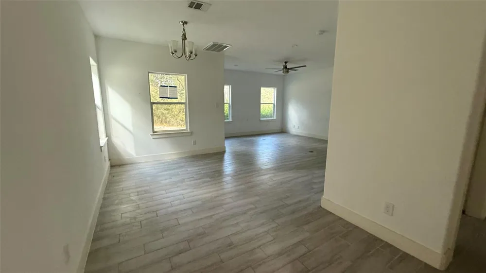 22 Twisting Creek Trinity, TX 75862