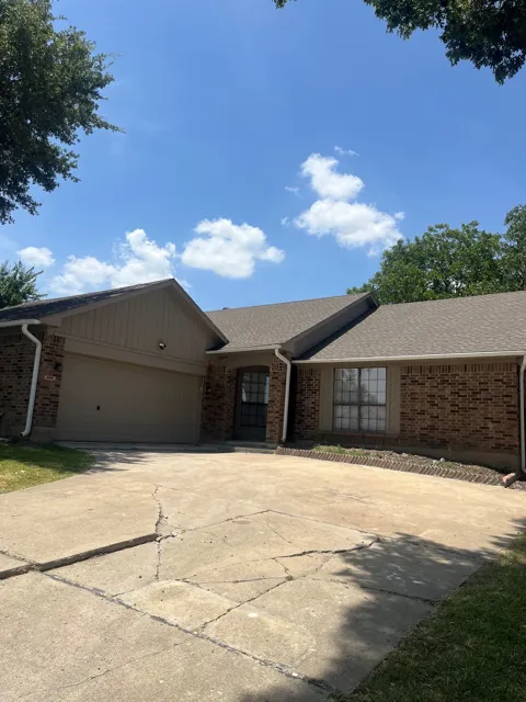 2621 Independence Drive