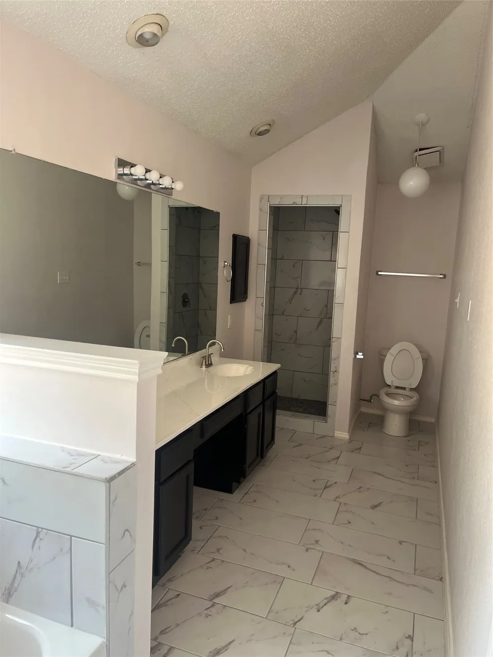 2621 Independence Drive Mesquite, TX 75150