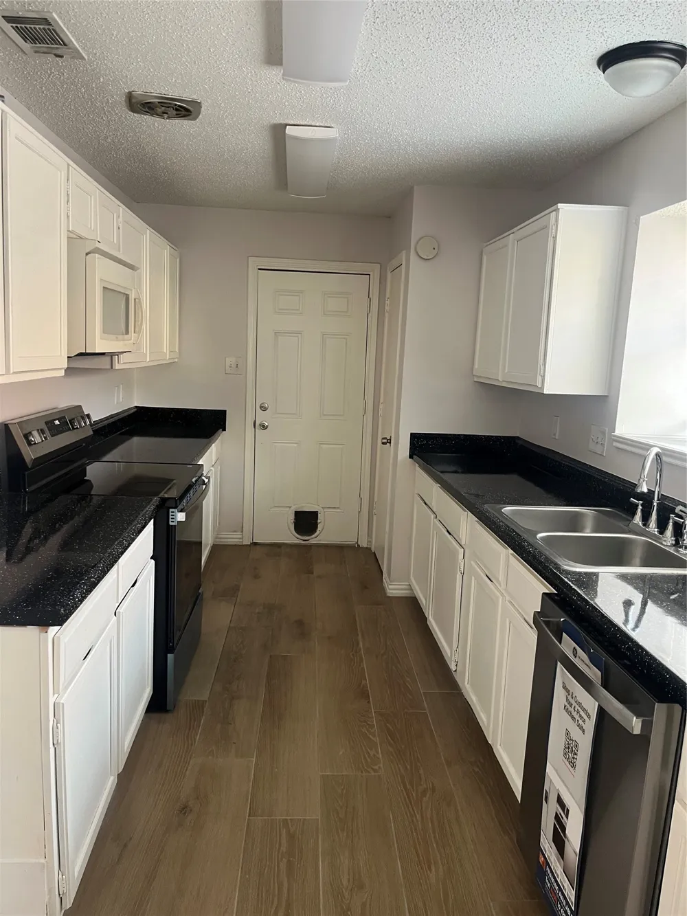 2621 Independence Drive Mesquite, TX 75150