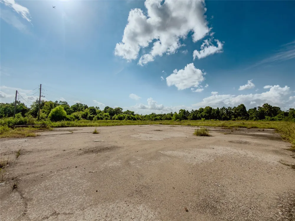 12931 Fm 1960 Road Huffman, TX 77336