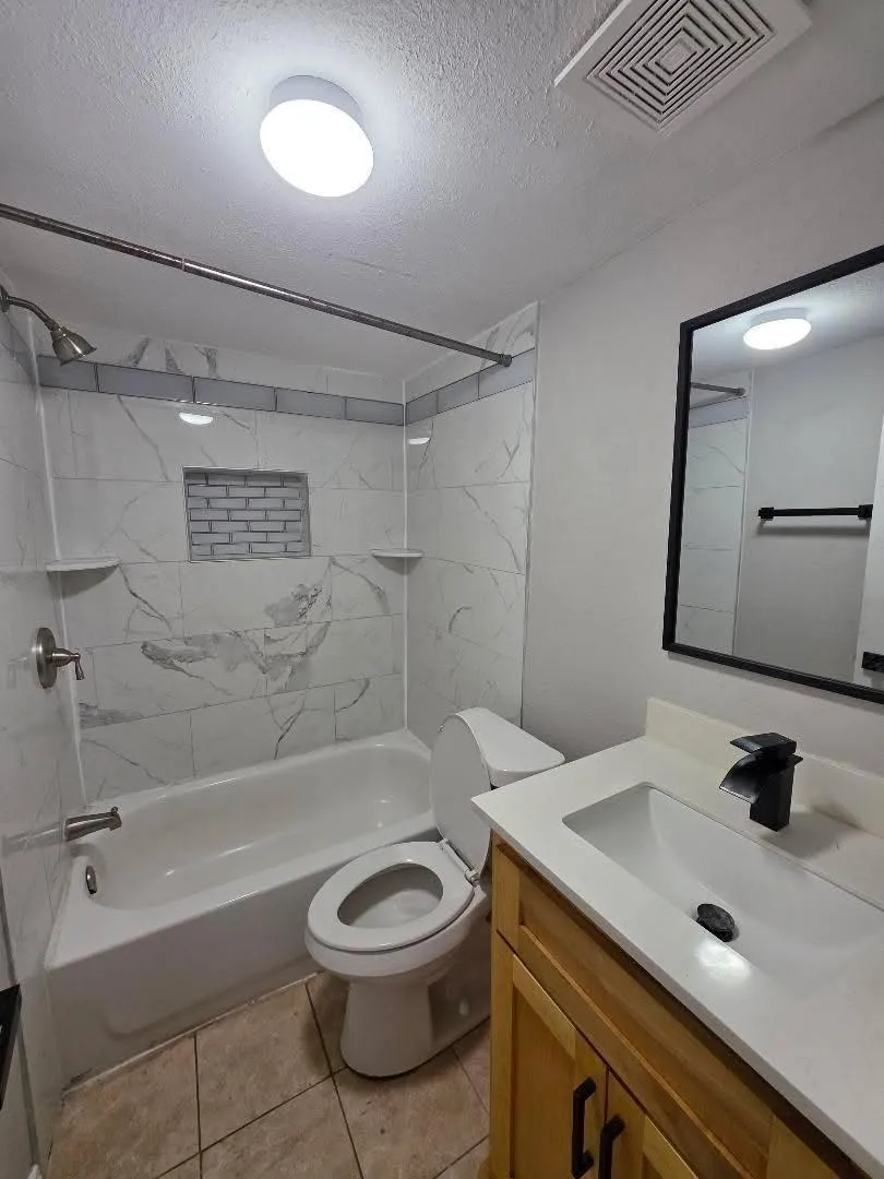 310 Paddock Road #4 Willis, TX 77378