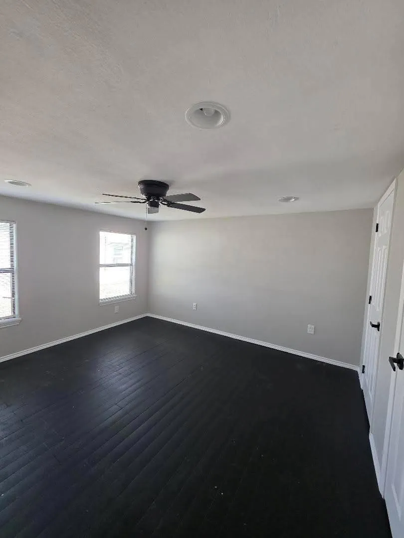 310 Paddock Road #4 Willis, TX 77378