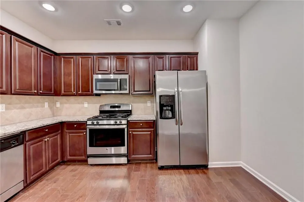 2152 Greencrest Circle Alpharetta, GA 30004