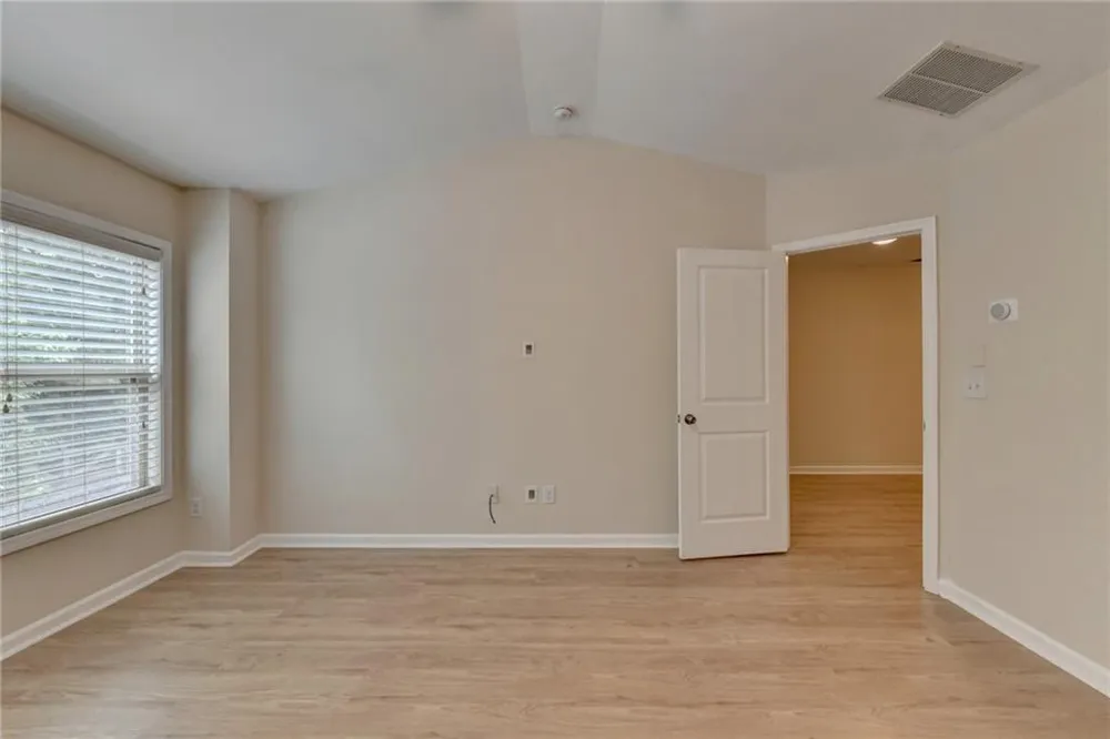 2152 Greencrest Circle Alpharetta, GA 30004