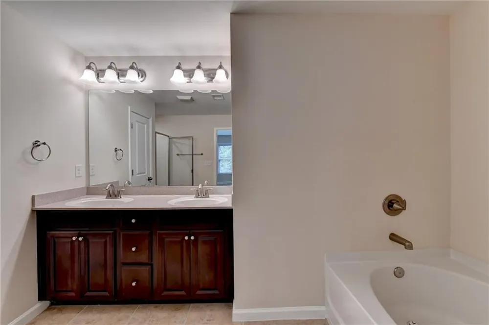 2152 Greencrest Circle Alpharetta, GA 30004