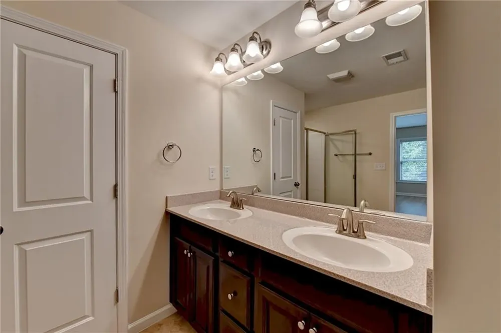2152 Greencrest Circle Alpharetta, GA 30004
