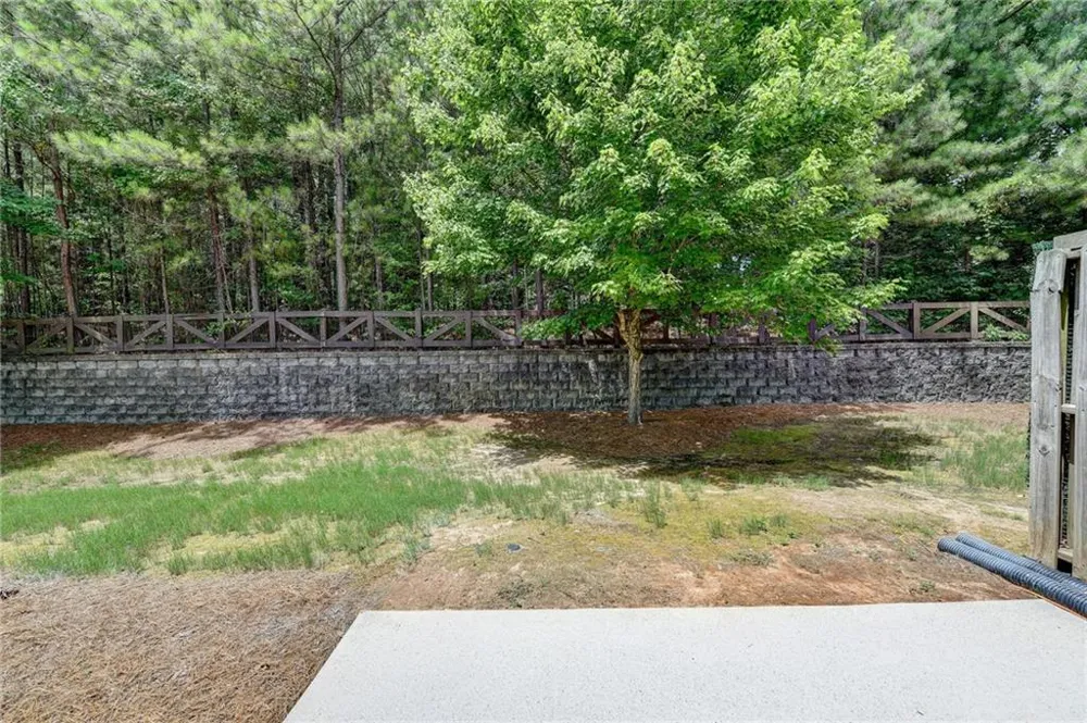 2152 Greencrest Circle Alpharetta, GA 30004