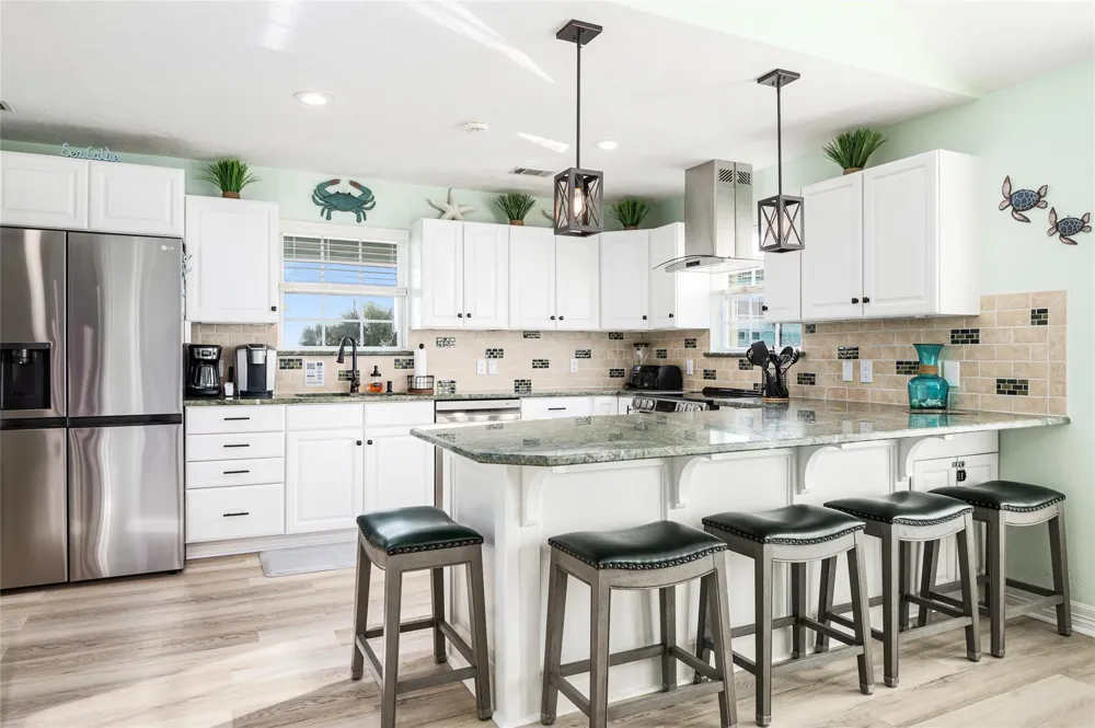 3279 Prides Way Crystal Beach, TX 77650