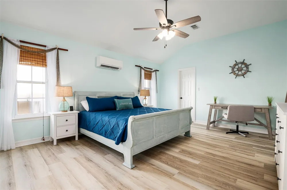 3279 Prides Way Crystal Beach, TX 77650