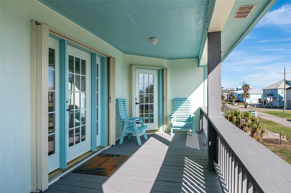 3279 Prides Way Crystal Beach, TX 77650