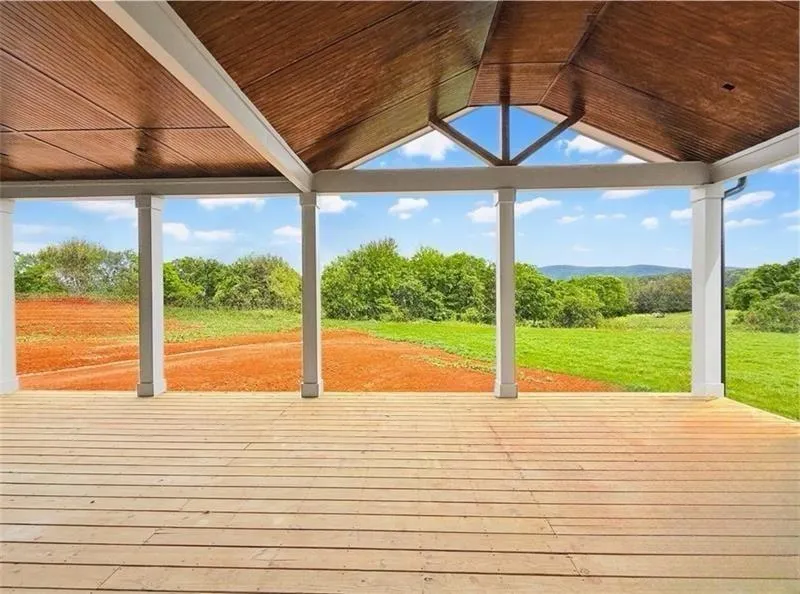 126 Palisade Drive Rydal, GA 30171