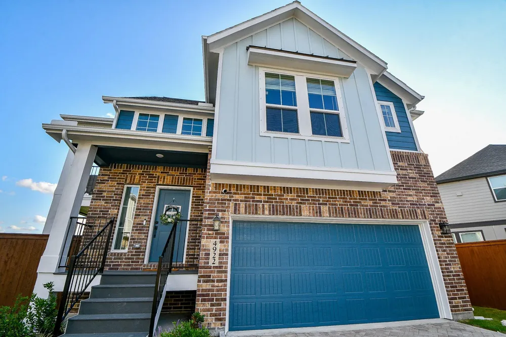4922 Petal Trace Iowa Colony, TX 77583