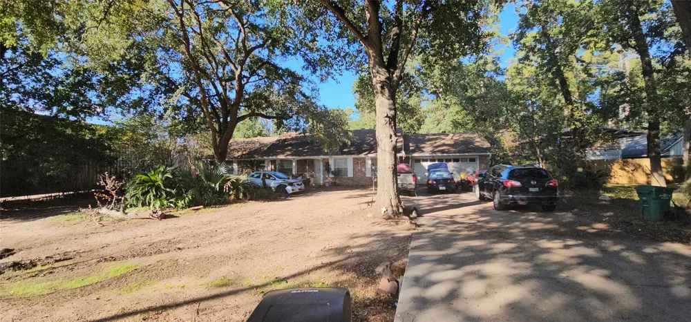119 Heatherwood Drive Spring, TX 77386