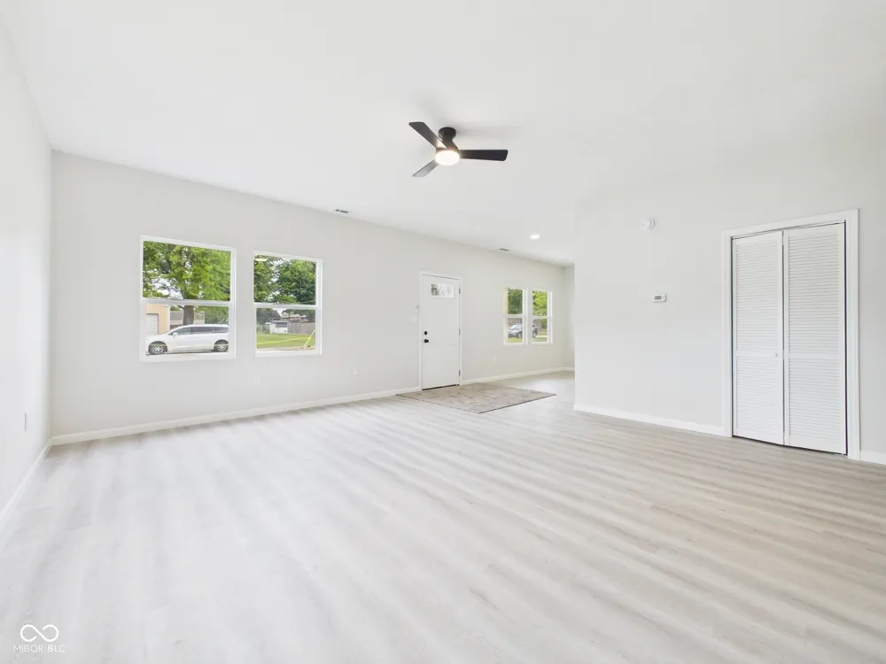 204 S Woodworth Avenue Frankton, IN 46044