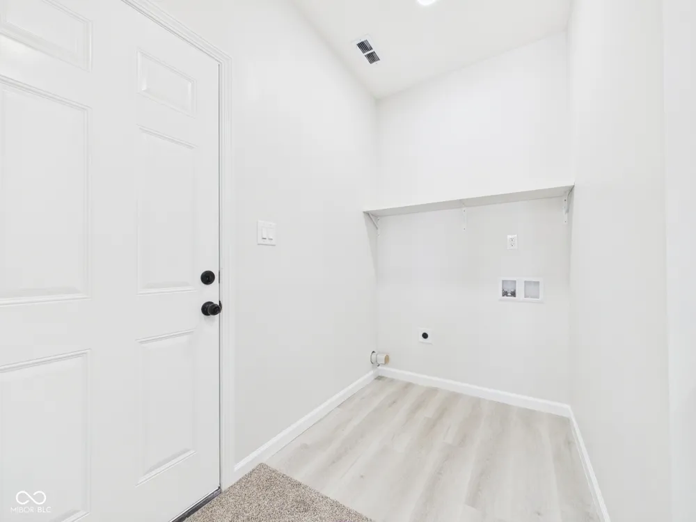 204 S Woodworth Avenue Frankton, IN 46044