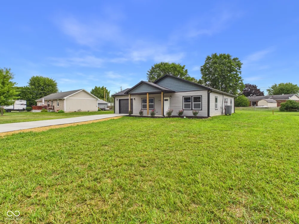 204 S Woodworth Avenue Frankton, IN 46044