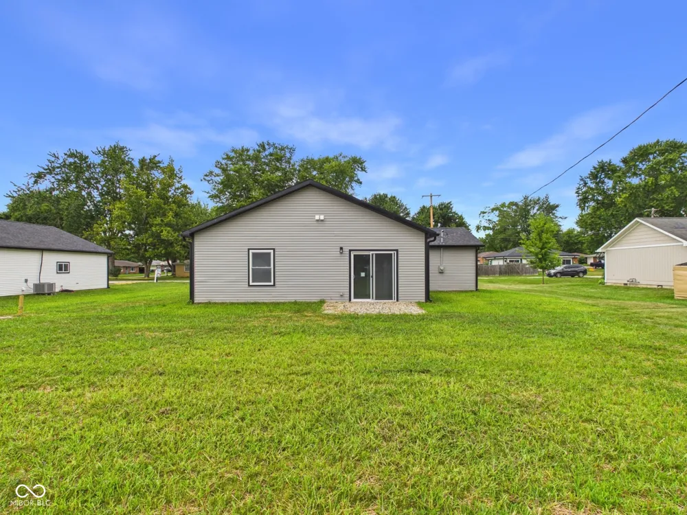 204 S Woodworth Avenue Frankton, IN 46044
