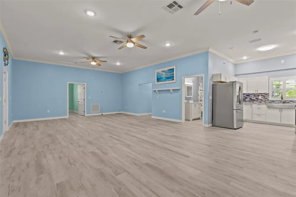 190 OSOWAW BOULEVARD Spring Hill, FL 34607