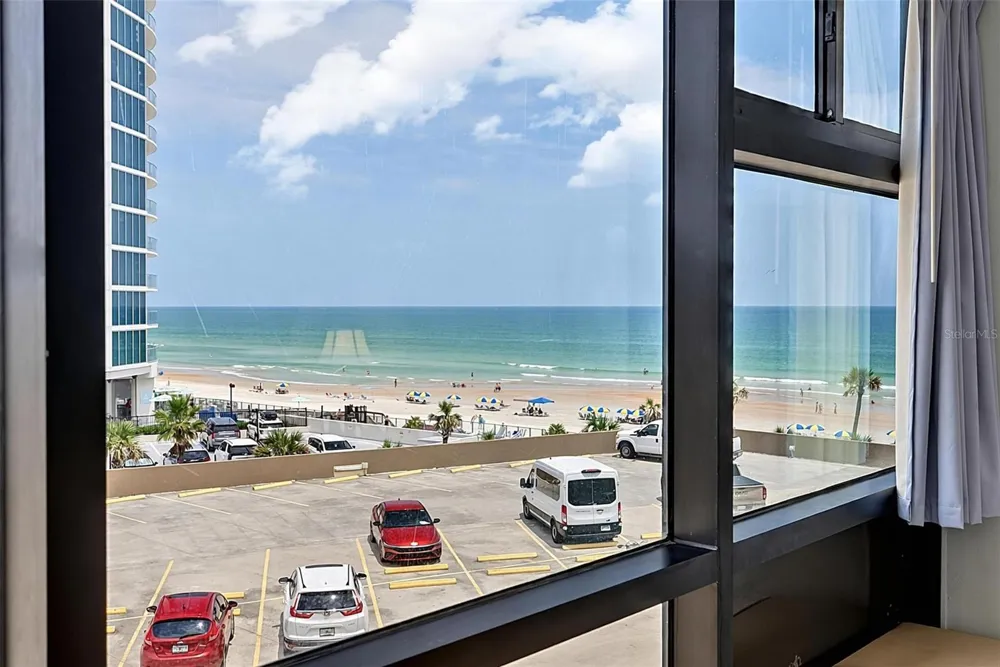 1909 S ATLANTIC AVENUE #424 Daytona Beach Shores, FL 32118