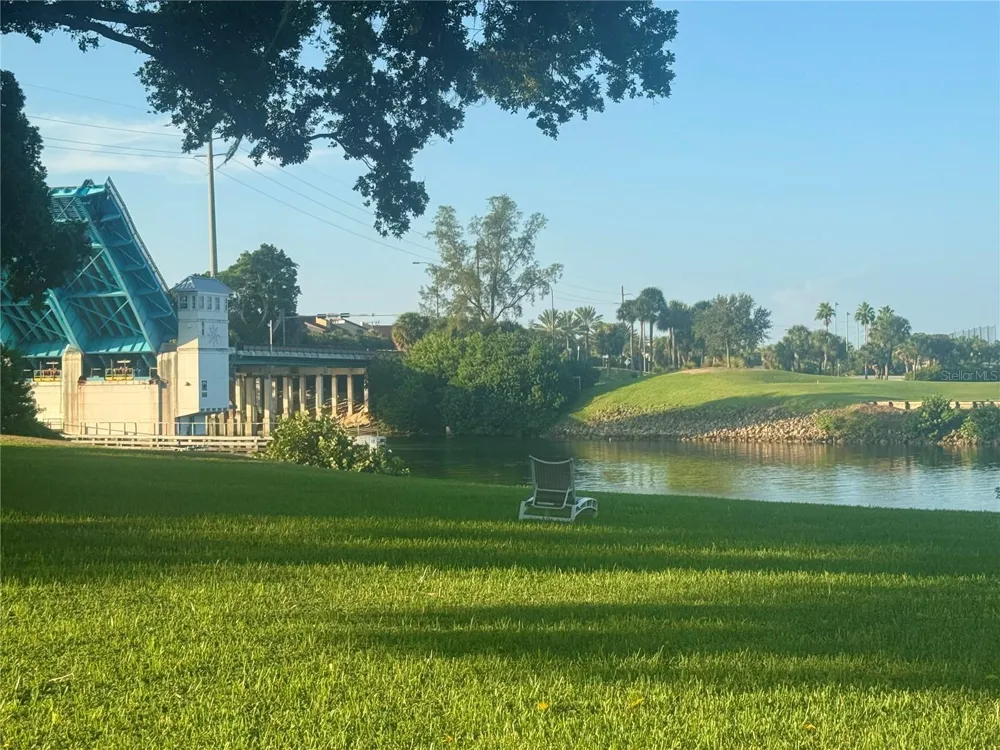 304 GOLFVIEW ROAD #PH7 North Palm Beach, FL 33408